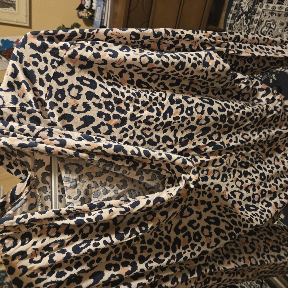 Leopard Print Long Sleeve Top